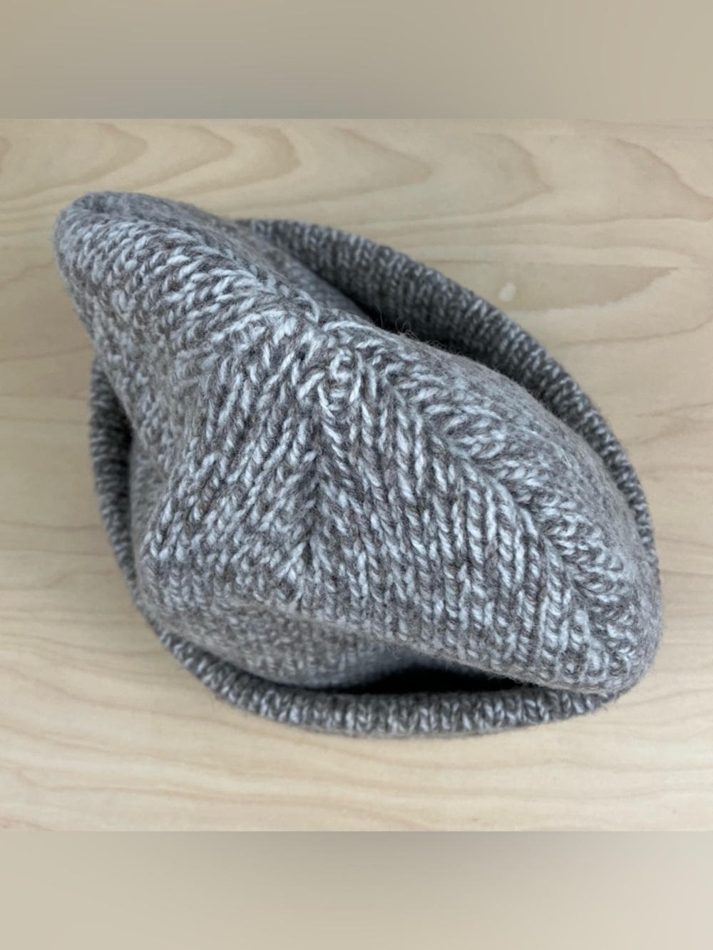 L.L. Bean 100% Lambswool Winter Beanie Hat Oatmeal Beige OSFA - Picture 5 of 9